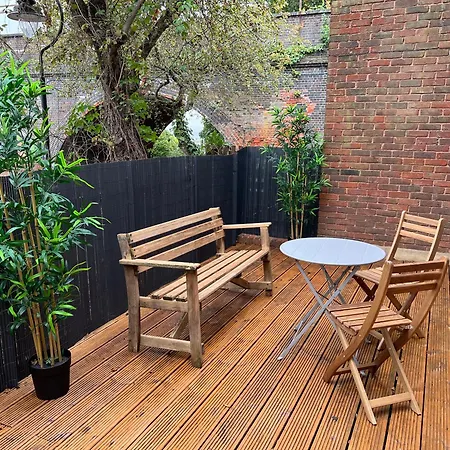 3 Bedroom Town House In Central Muswell Hill Londres Exterior foto